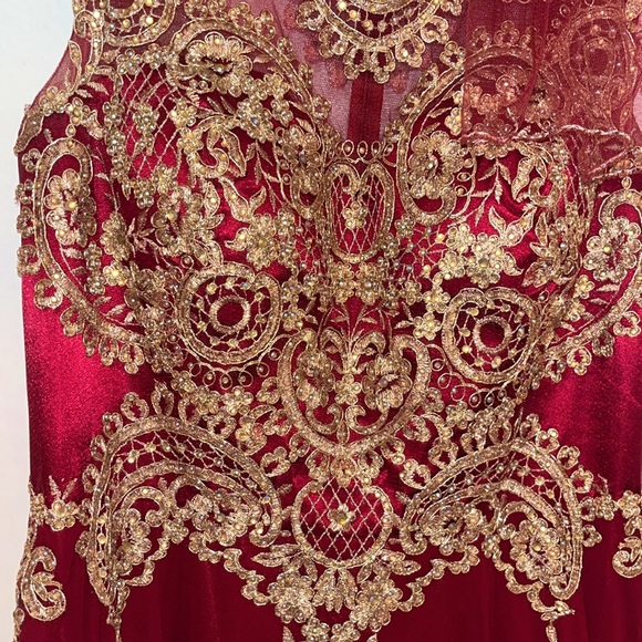 Stunning Embroidered Red & Gold Long Elegant Dress - Picture 5 of 5
